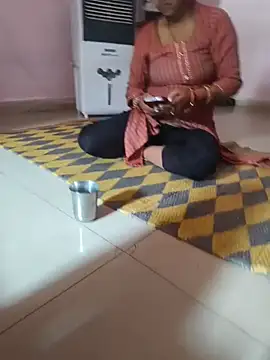 Lailamajnu1996 online show from 02.20.26