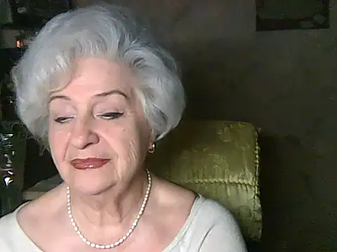 Snapshot of ValeriaKroww chatting on 05.11.26 ValeriaKroww online show from 05.11.26