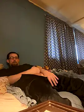 biggdaddyandqueenn online show from 11.30.25