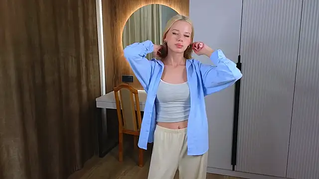 DorisCandelario online show from 11.14.25