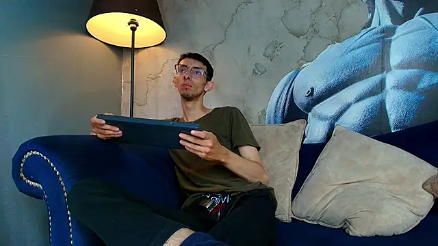 ZyroNight online show from 11.18.25