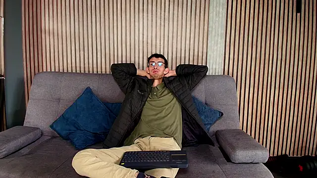 ZyroNight online show from 11.28.25