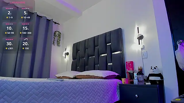 Snapshot of noah_corvelle chatting on 11.23.25 noah corvelle online show from 11.23.25