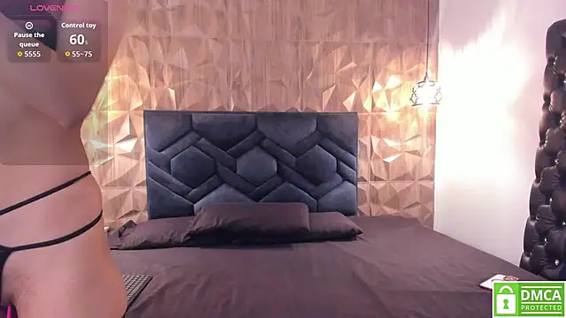 Kiara velvet   online show from 11.28.25