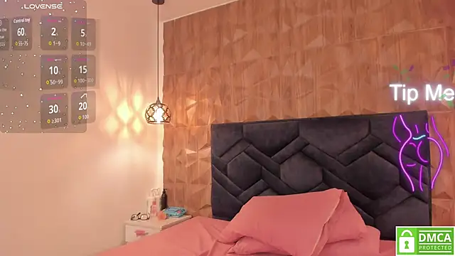 Kiara velvet   online show from 12.13.25