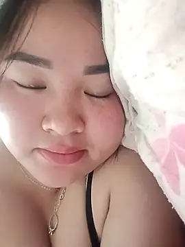 Bee-bgolden online show from 11.13.25