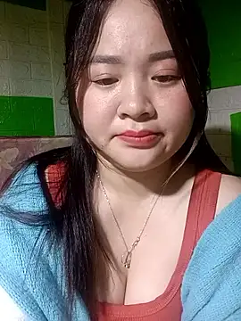 Bee-bgolden online show from 12.13.25