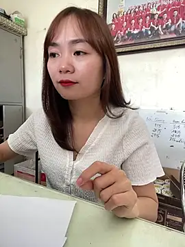Snapshot of Bana-gibee chatting on 05.29.26 Bana-gibee online show from 05.29.26