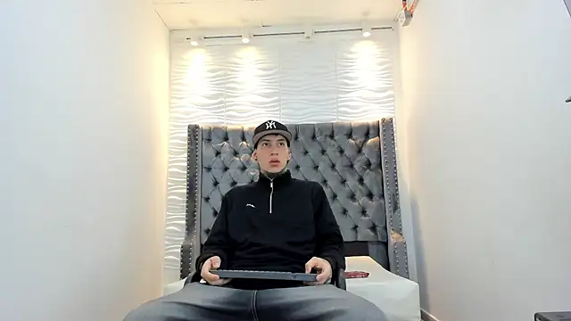 DANTE ARMSTRONG online show from 01.07.26