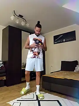 Matteooo87 online show from 11.12.25