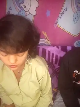 Snapshot of Freakingromance chatting on 02.13.26 Freakingromance online show from 02.13.26