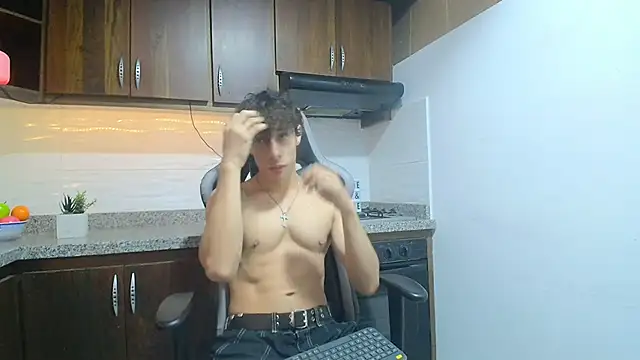 chris evans27 online show from 11.18.25