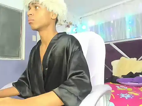 Santy bigcock 01 online show from 11.09.25