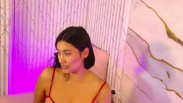 Snapshot of PEACHY_TAY chatting on 04.29.26 PEACHY TAY online show from 04.29.26