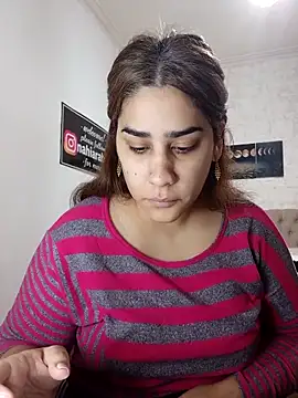 Snapshot of nahiarabiel33 chatting on 04.28.26 nahiarabiel33 online show from 04.28.26