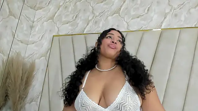 Snapshot of alana-silva chatting on 05.03.26 alana-silva online show from 05.03.26