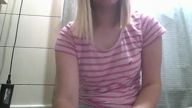 Snapshot of dirty_sasha00 chatting on 06.26.26 dirty sasha00 online show from 06.26.26