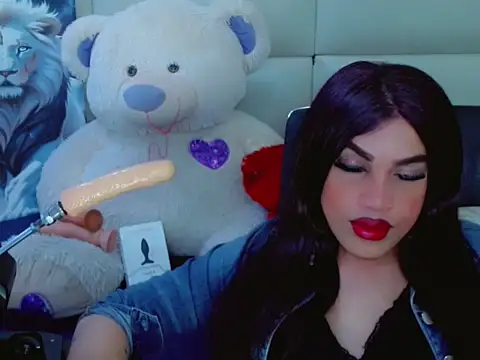 NharaBigCock online show from 11.10.25