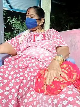 Snapshot of savithasree chatting on 04.29.26 savithasree online show from 04.29.26