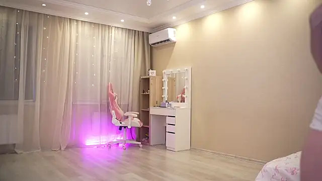 Bananalizzy online show from 01.10.26