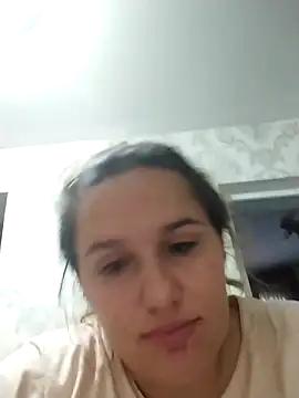 Laryssa2005 online show from 11.05.25