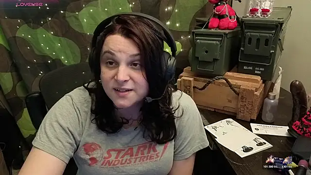Snapshot of Salacious_Sage chatting on 04.22.26 Salacious Sage online show from 04.22.26