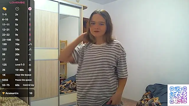 AlissaGerardo online show from 12.16.25