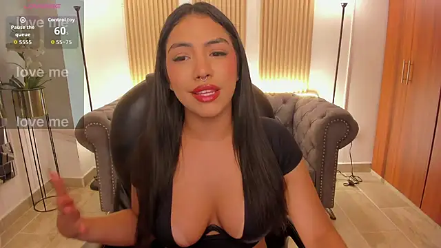 Snapshot of emma_connor1 chatting on 05.18.26 emma connor1 online show from 05.18.26