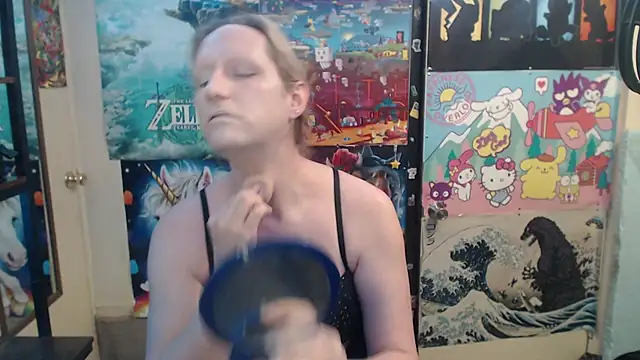 Savanah Banana  online show from 02.22.26