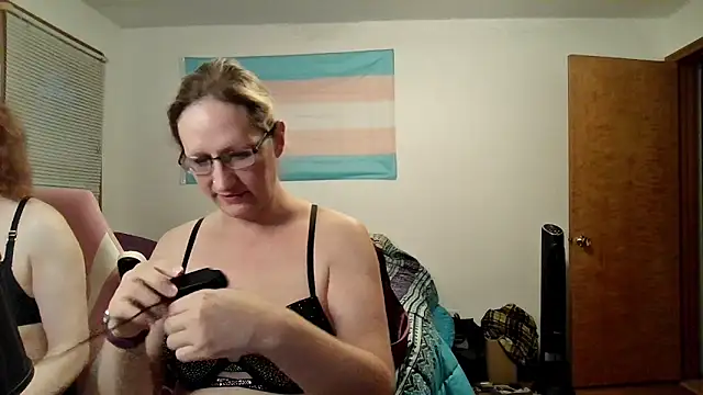 Snapshot of Savanah_Banana_ chatting on 06.06.26 Savanah Banana online show from 06.06.26