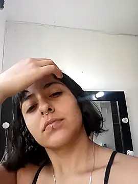 Snapshot of Die-kattyy chatting on 11.08.25 Die-kattyy online show from 11.08.25