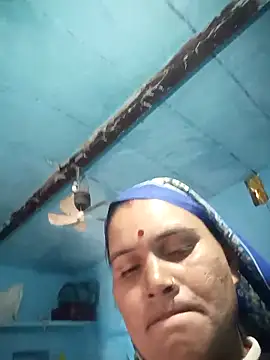 Snapshot of Chinki_pande chatting on 11.21.25 Chinki pande online show from 11.21.25