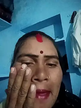 Snapshot of Chinki_pande chatting on 11.24.25 Chinki pande online show from 11.24.25