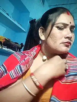 Snapshot of Chinki_pande chatting on 11.28.25 Chinki pande online show from 11.28.25
