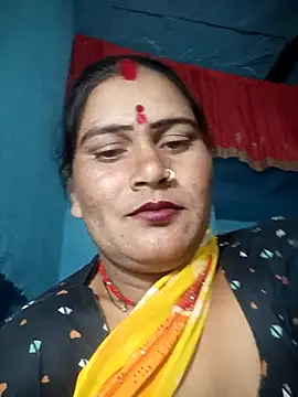 Snapshot of Chinki_pande chatting on 11.30.25 Chinki pande online show from 11.30.25