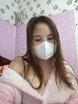 linh-xinh18 online show from 11.20.25