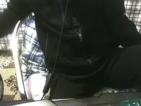 Snapshot of ellsaBunny chatting on 11.14.25 ellsaBunny online show from 11.14.25