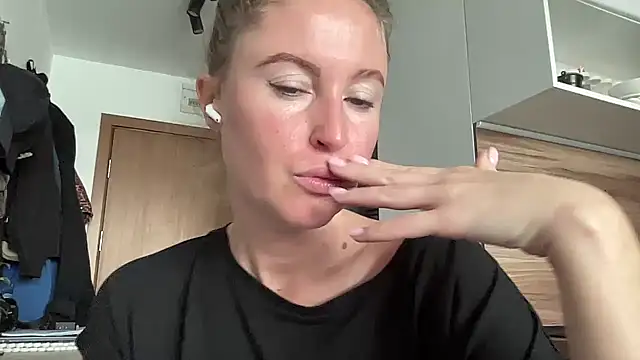 Ameli8 online show from 11.09.25