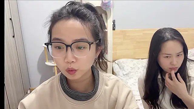 Snapshot of Hmm_0303 chatting on 02.09.26 Hmm 0303 online show from 02.09.26