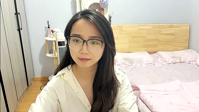 Snapshot of Hmm_0303 chatting on 03.02.26 Hmm 0303 online show from 03.02.26