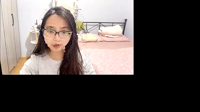 Snapshot of Hmm_0303 chatting on 03.08.26 Hmm 0303 online show from 03.08.26