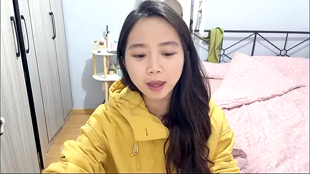 Snapshot of Hmm_0303 chatting on 03.17.26 Hmm 0303 online show from 03.17.26