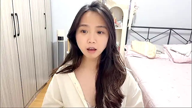 Snapshot of Hmm_0303 chatting on 03.24.26 Hmm 0303 online show from 03.24.26