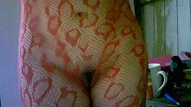 Snapshot of Zulreyna chatting on 02.18.26 Zulreyna online show from 02.18.26