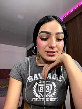 Snapshot of valeriaa__00 chatting on 11.07.25 valeriaa 00 online show from 11.07.25