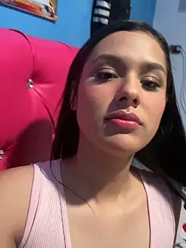 Snapshot of Chiquinquira3 chatting on 11.12.25 Chiquinquira3 online show from 11.12.25