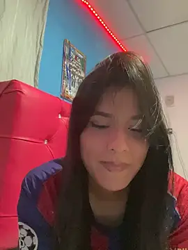 Snapshot of Chiquinquira3 chatting on 06.20.26 Chiquinquira3 online show from 06.20.26
