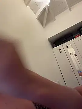 lounaaxangel online show from 04.12.26