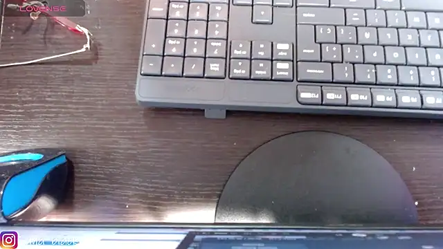 Tessa Moon  online show from 11.08.25