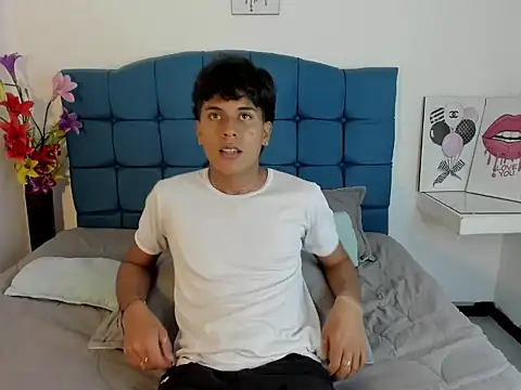 Valentino Lane online show from 01.08.26